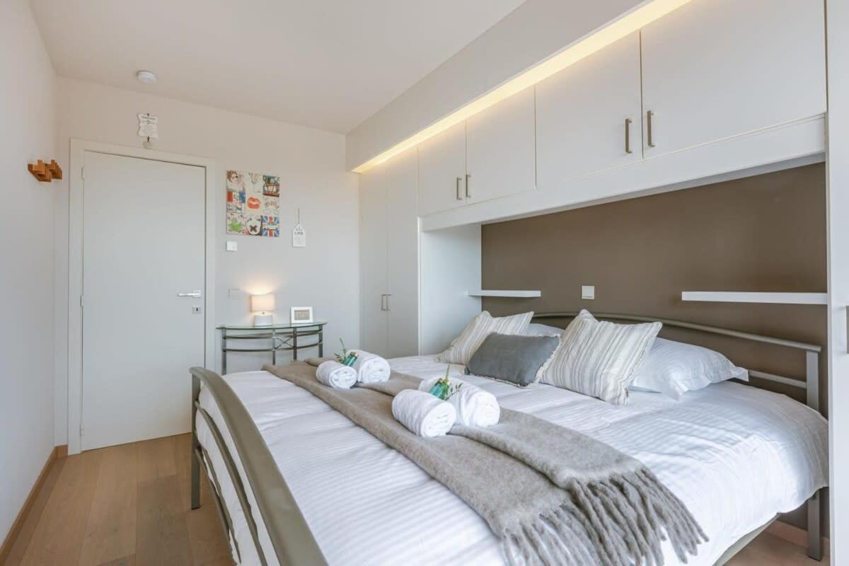 Huswell - Apartment With Stunning Sea View In Middelkerke Exteriör bild