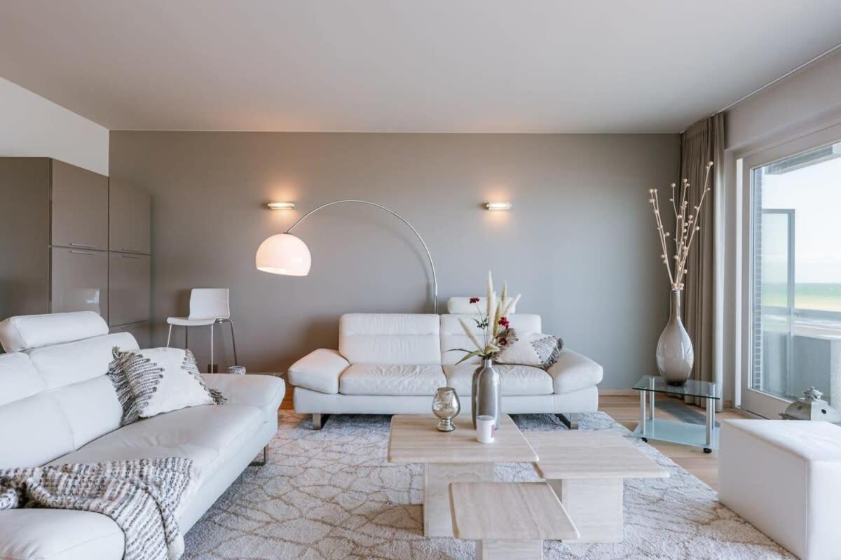 Huswell - Apartment With Stunning Sea View In Middelkerke Exteriör bild