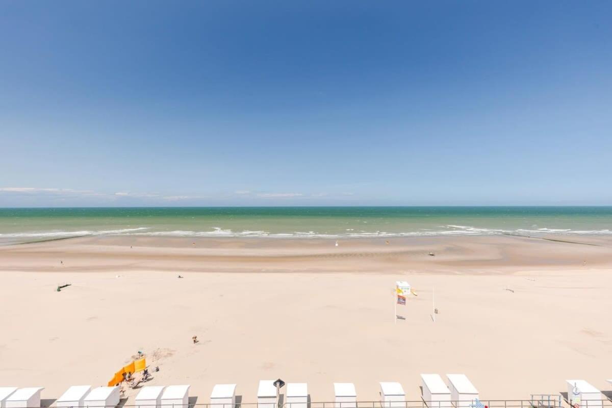 Huswell - Apartment With Stunning Sea View In Middelkerke Exteriör bild
