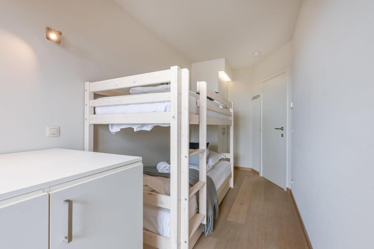 Huswell - Apartment With Stunning Sea View In Middelkerke Exteriör bild